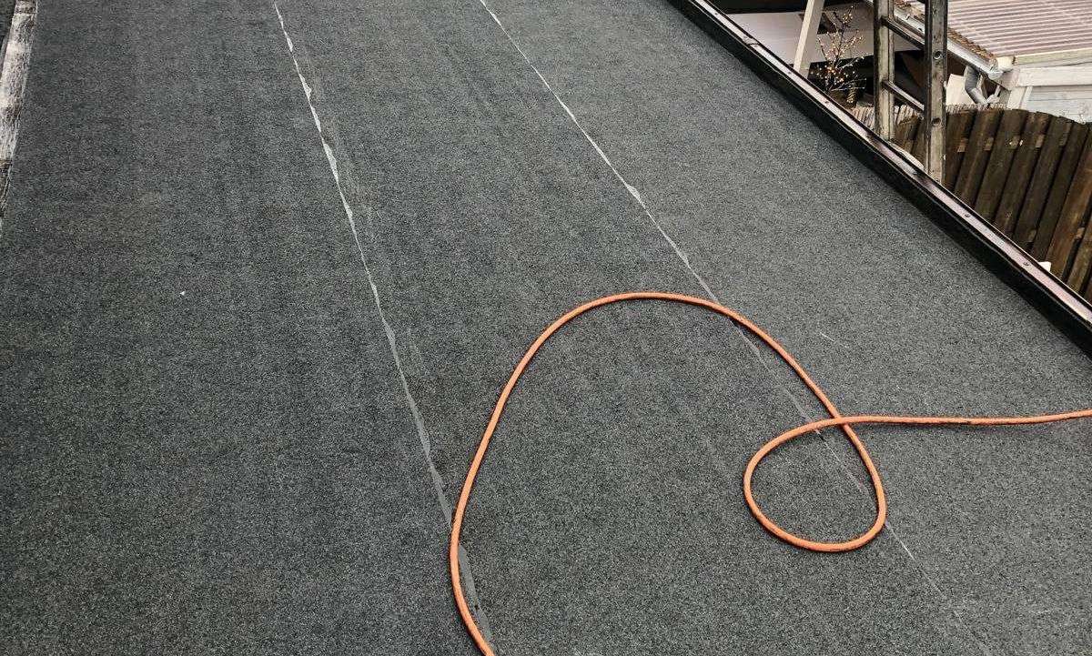 Nieuw bitumen dak aangelegd in Mierlo Nieuw bitumen dak aangelegd in Mierlo